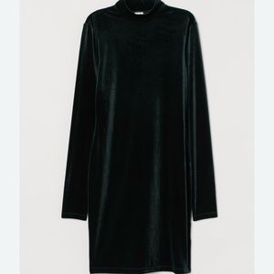 H&M Dark Green Velvet Stand Up Collar Dress